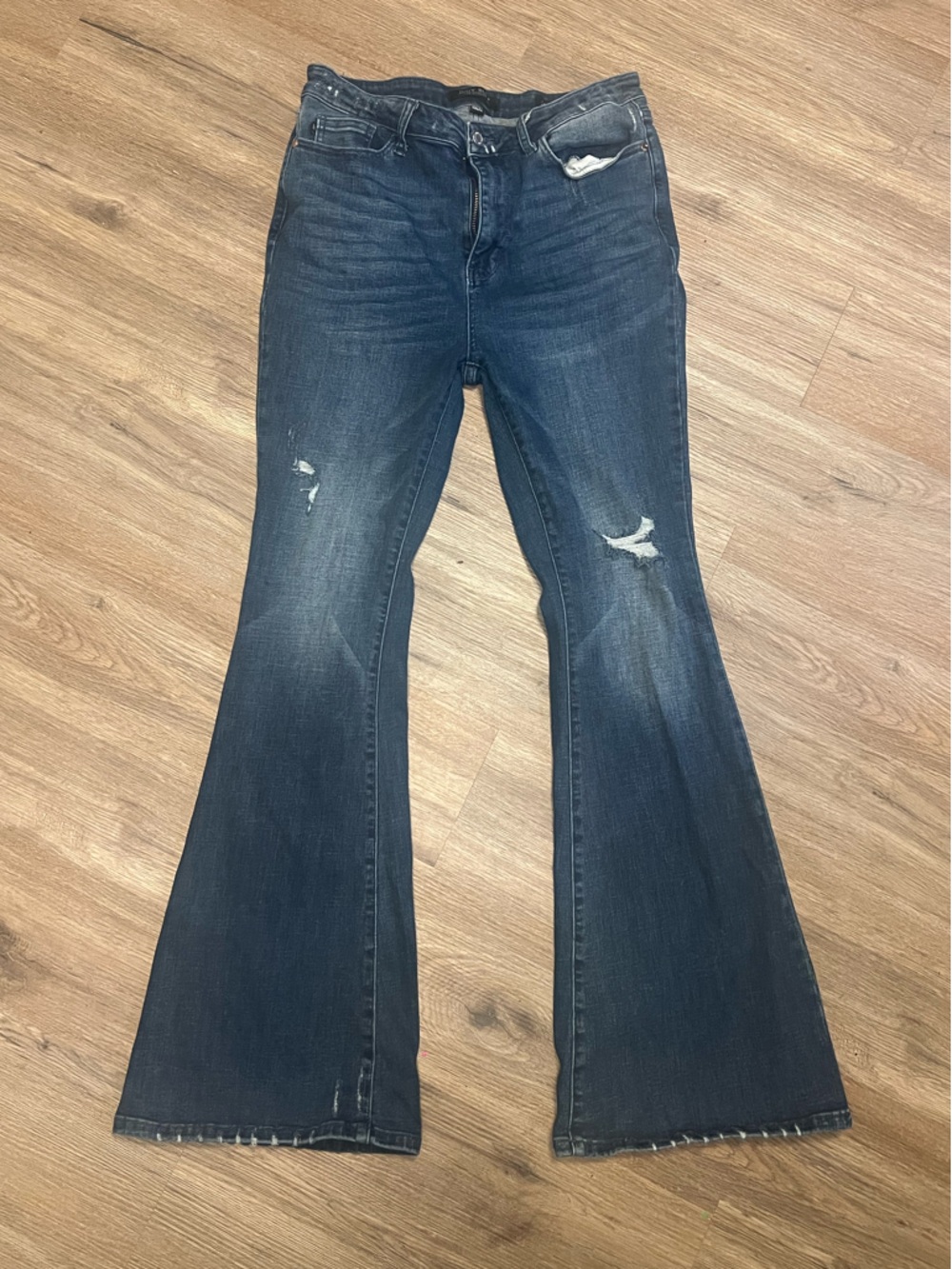 Judy Blue Hi-waist Contrast Wash destory flare jean